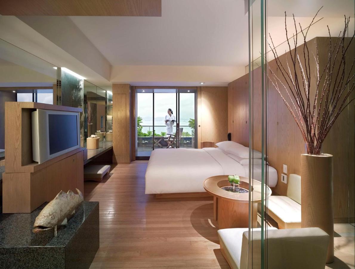 Grand Hyatt Hotel